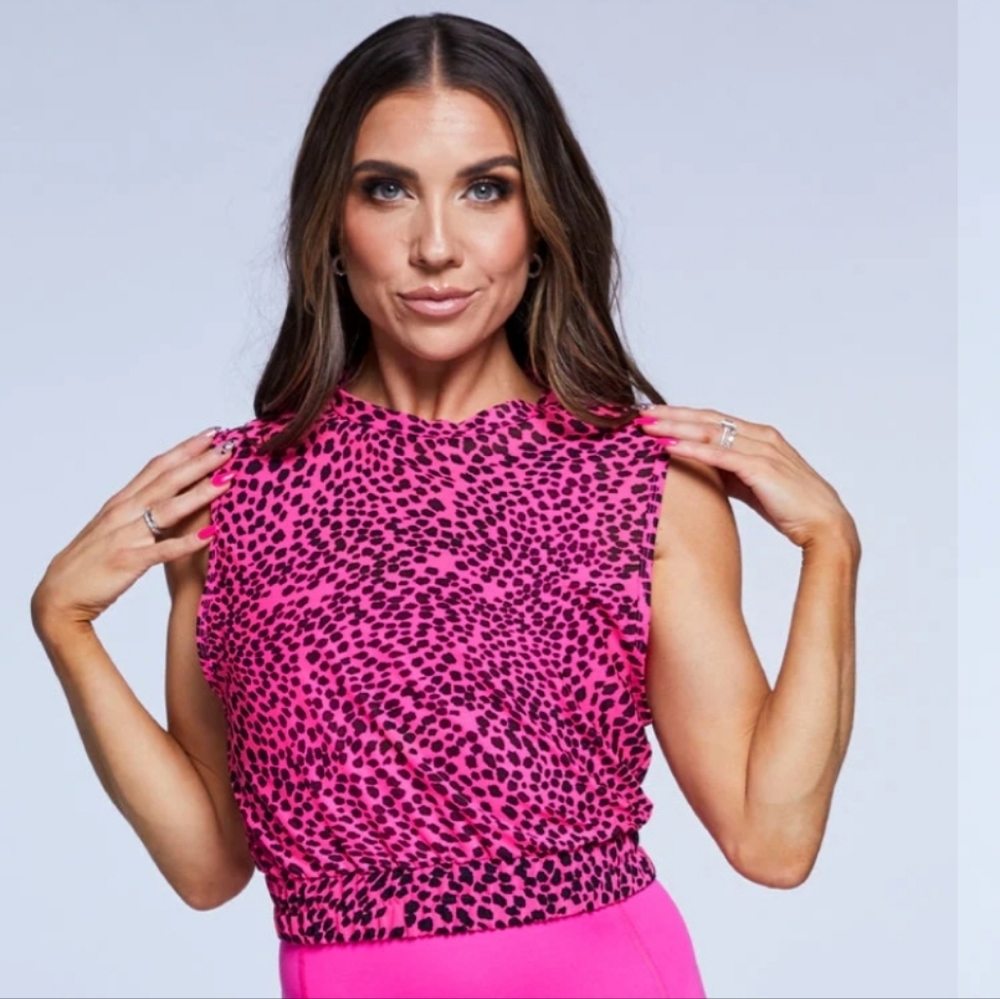 Jo+Jax Jenna Fairfield Crop GoGo Pink Cheetah Dance Layering Top, Size Adult XS